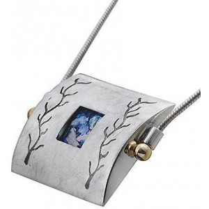 Rafael Jewelry Sterling Silver Pendant in Rectangular Shape with Roman Glass & Carving Decoration Artistes & Marques