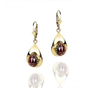 Rafael Jewelry Designer Drop 14k Yellow Gold Earrings with Garnet Stone Boucles d'Oreilles