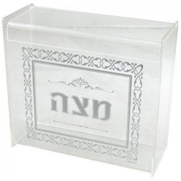 Matzah Stand with Squared Shape and Heart Pattern in Glass